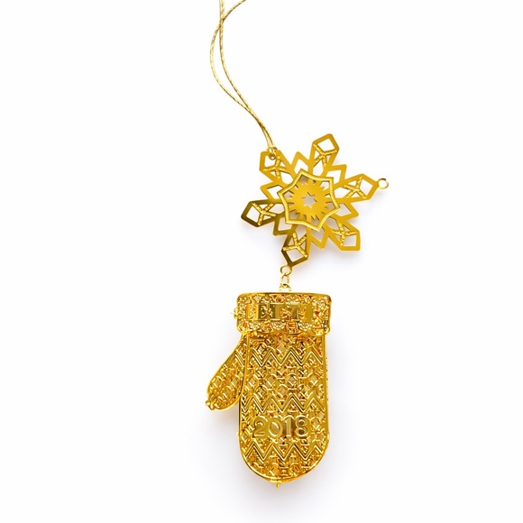 Danbury Mint Gold Christmas Ornaments Lot Nativity Mitten Scroll Filigree - Picture 3 of 6